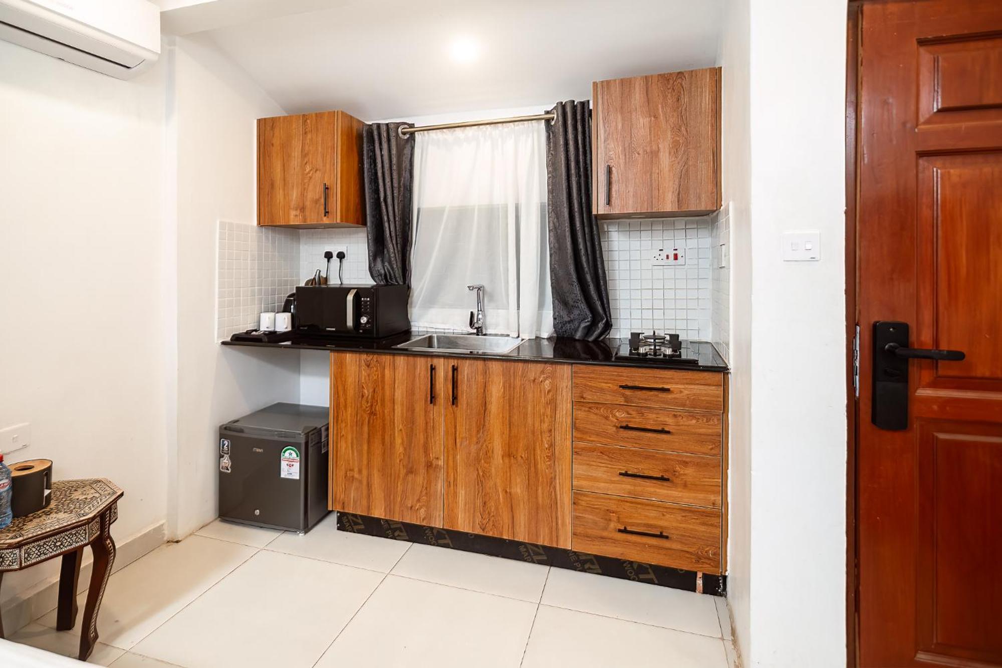 Harry'S Kisumu Oasis Aparthotel Bagian luar foto