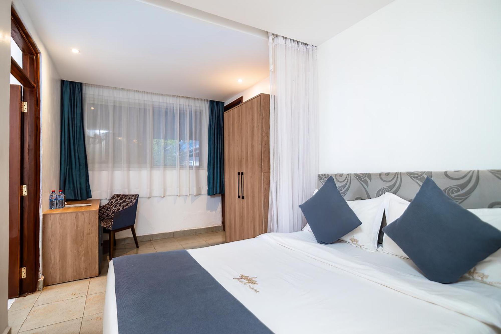 Harry'S Kisumu Oasis Aparthotel Bagian luar foto